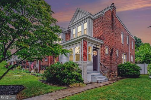 1720 Locust St, NORRISTOWN, PA, 19401-3012 | Card Image