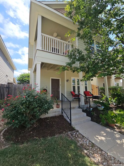 106 Wainscot Oak Way, San Marcos, TX, 78666-2464 | Card Image