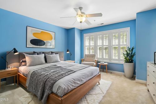 335 Rose Walk Ln, Carrboro, NC, 27510-6131 | Card Image