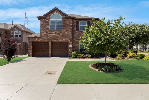 964 Wellington Dr, Lewisville, TX, 75067-4424 | Card Image