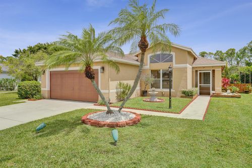 6817 Barnwell Dr, Boynton Beach, FL, 33437-3617 | Card Image