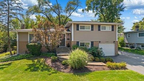 1327 Central Ave, Deerfield, IL, 60015-4062 | Card Image