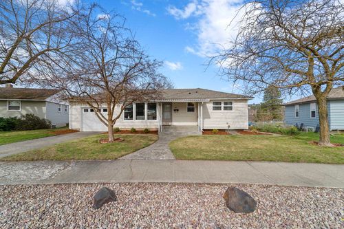 5911 N Ridgeview Pl, Spokane, WA, 99205 | Card Image