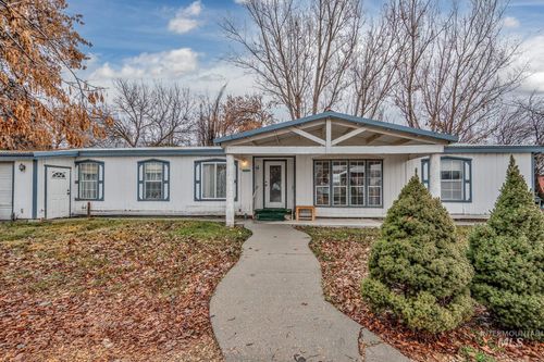 apt-c-502 E Idaho St, New Plymouth, ID, 83655-5351 | Card Image