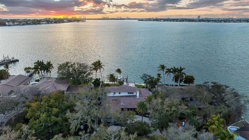 1504 S Lodge Dr, SARASOTA, FL, 34239-5009 | Card Image