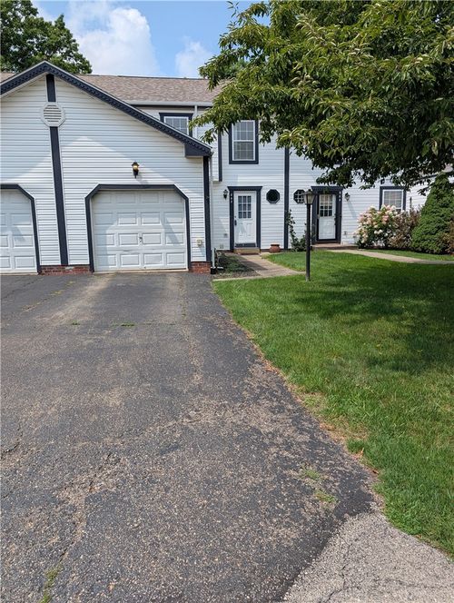 862 Sunset Cir, Cranberry Twp, PA, 16066-6766 | Card Image
