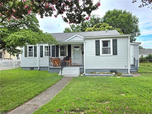3421 Somme Ave, Norfolk, VA, 23509-2037 | Card Image