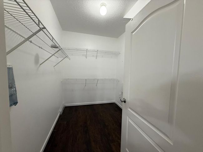 17977 - 17977 Villa Creek Dr, Condo with 1 bedrooms, 1 bathrooms and null parking in Tampa FL | Image 9