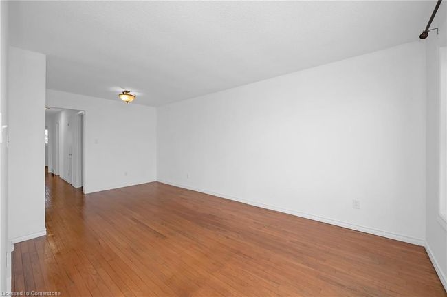 82 Lampman Cres, House other with 4 bedrooms, 2 bathrooms and 3 parking in Thorold ON | Image 5