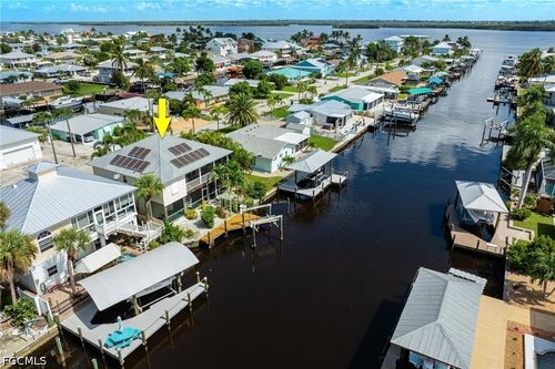 2761 Geary St, MATLACHA, FL, 33993-9724 | Card Image