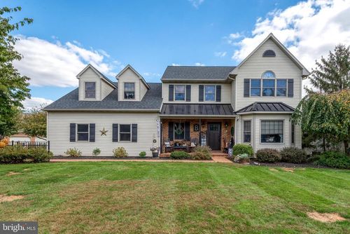 5 Village Dr, LITITZ, PA, 17543-7407 | Card Image