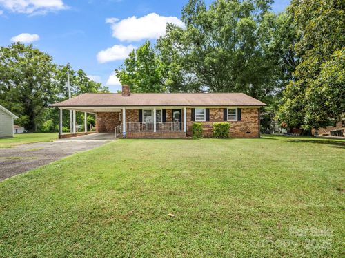 501 Weaver St, Cherryville, NC, 28021-2746 | Card Image