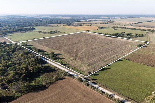 000 Decatur Rd, Fredonia, KS, 66736 | Card Image