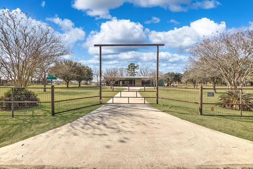 1399 County Road 611, Dayton, TX, 77535-7952 | Card Image
