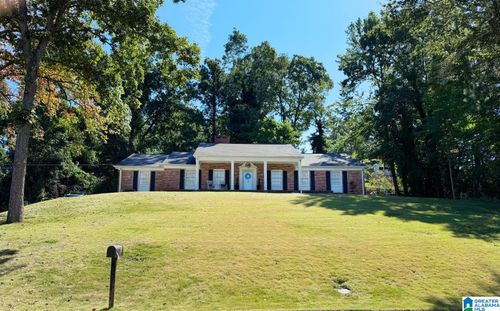 15 Dawvon Ter, Anniston, AL, 36207-6228 | Card Image