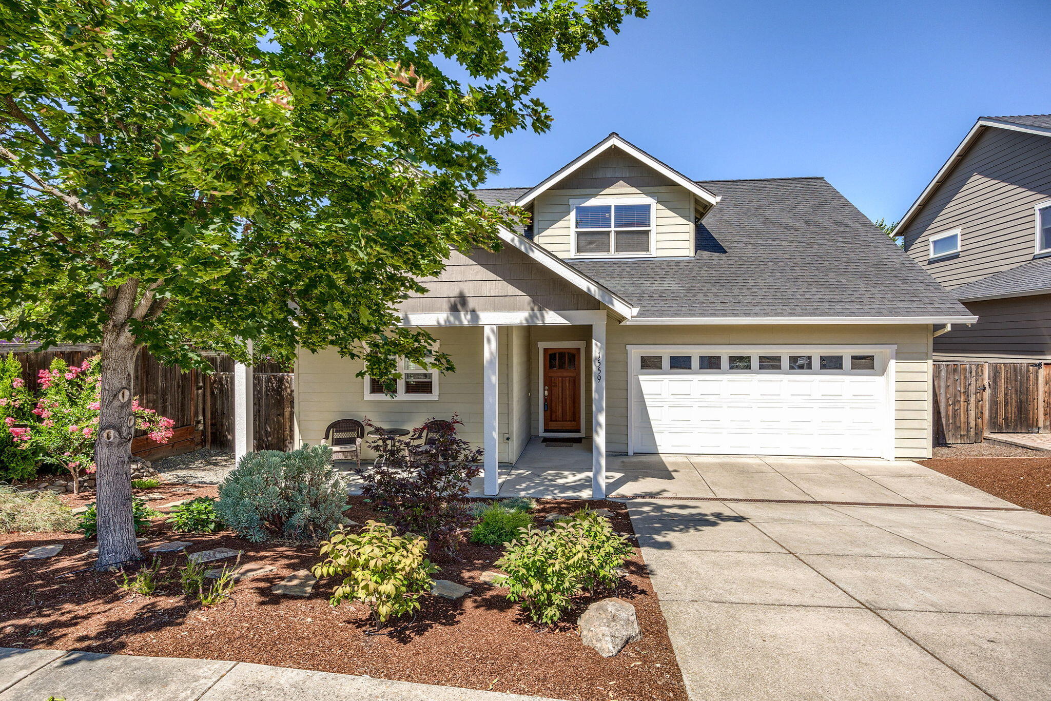 Lithia Way, Talent, OR 97540