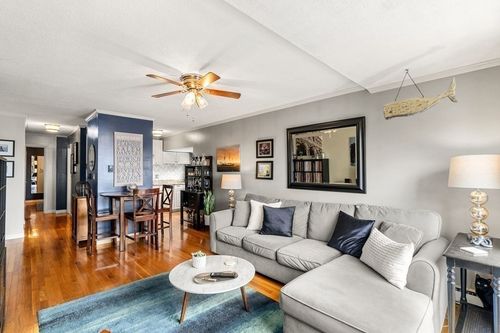 apt-4-12 Cox Ct, Beverly, MA, 01915-4841 | Card Image