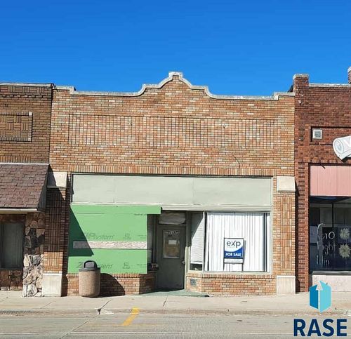 515 Main St, Webster, SD, 57274-1718 | Card Image