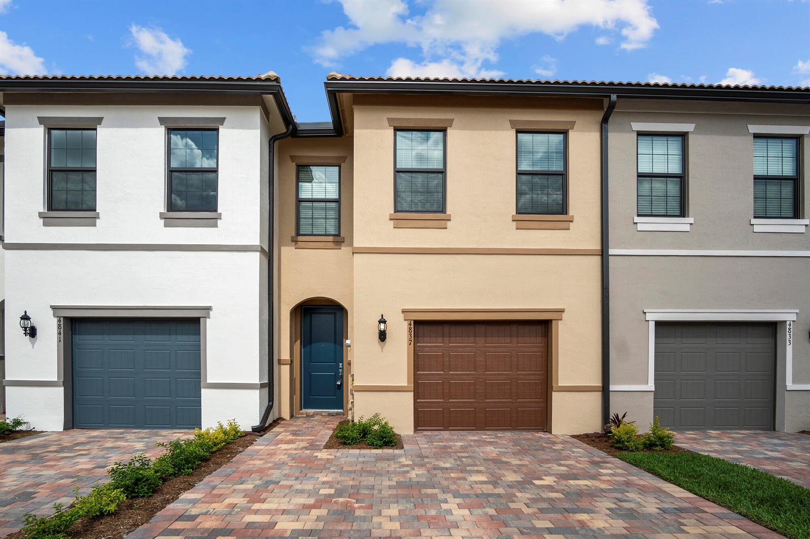Residential Lease in Lake Worth 2