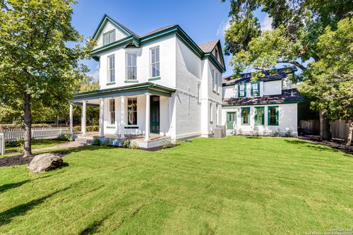 1231 S Alamo St, San Antonio, TX, 78210-1113 | Card Image