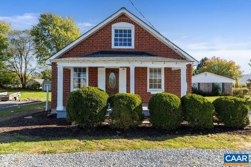 2735 Stuarts Draft Hwy, STUARTS DRAFT, VA, 24477-2751 | Card Image