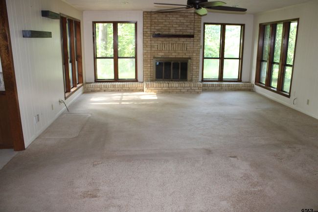 20312 Us Highway 69 S, House other with 4 bedrooms, 2 bathrooms and null parking in Tyler TX | Image 18