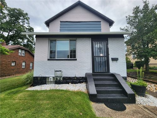 1105 Prescott St, White Oak, PA, 15131-1531 | Card Image