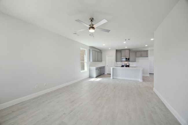 3015 Isla Ter, House other with 4 bedrooms, 3 bathrooms and null parking in Princeton TX | Image 9