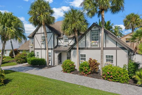 121 Queen Eugenia Ct, Hutchinson Island, FL, 34949-8318 | Card Image