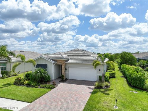 14541 Stern Way, NAPLES, FL, 34114-8982 | Card Image