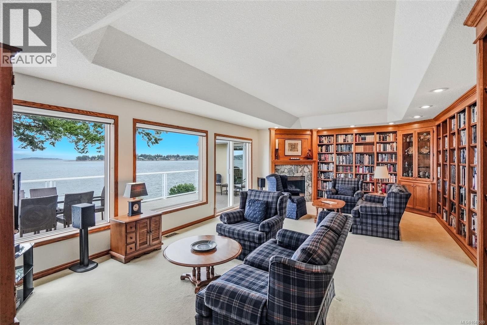 Residential in Nanoose Bay 4