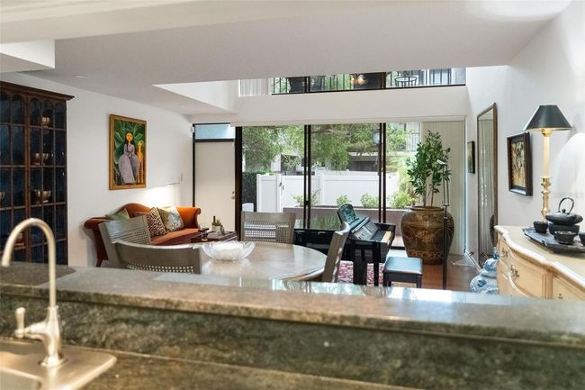 APT-14 - 301 2 Nd St N, Townhouse with 2 bedrooms, 3 bathrooms and null parking in St Petersburg FL | Image 12