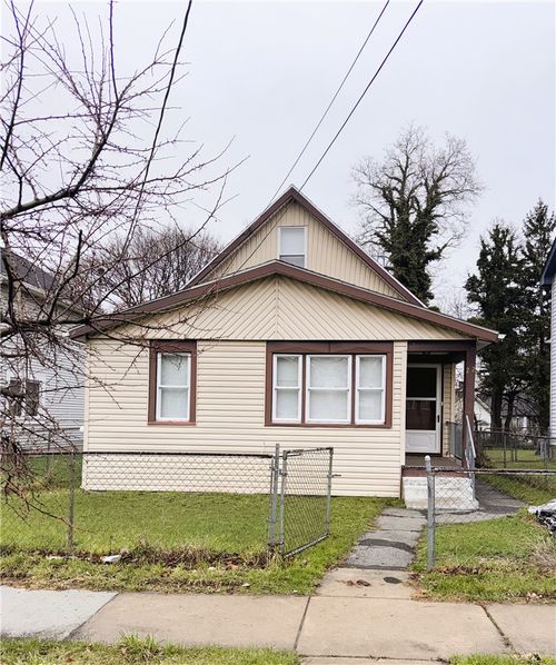 22 Vose St, Rochester, NY, 14605-1354 | Card Image