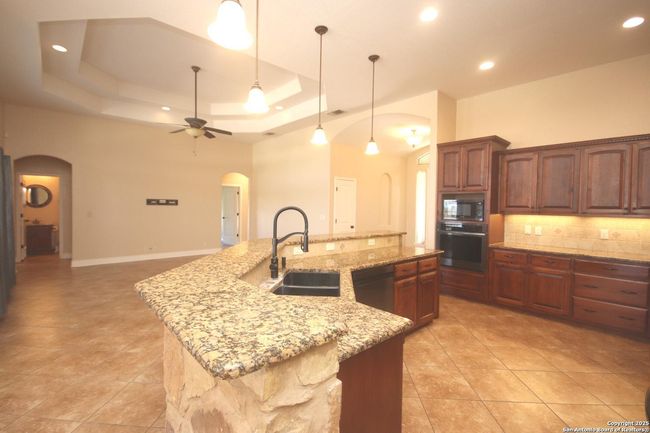12709 Sherlock Ln, House other with 4 bedrooms, 3 bathrooms and null parking in Schertz TX | Image 16