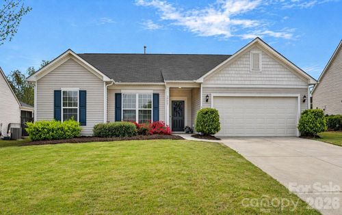 3995 Kestrel Ln, Fort Mill, SC, 29707-6062 | Card Image