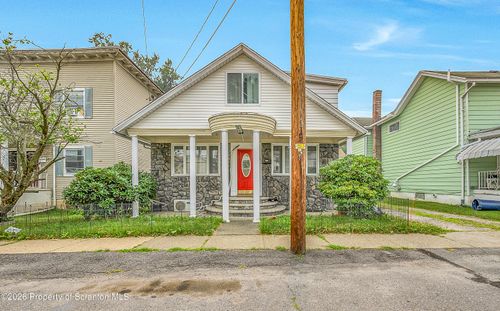819 Archbald St, Scranton, PA, 18504-3127 | Card Image
