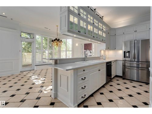 11826 100 Ave Nw, Edmonton, AB, T5K0K3 | Card Image