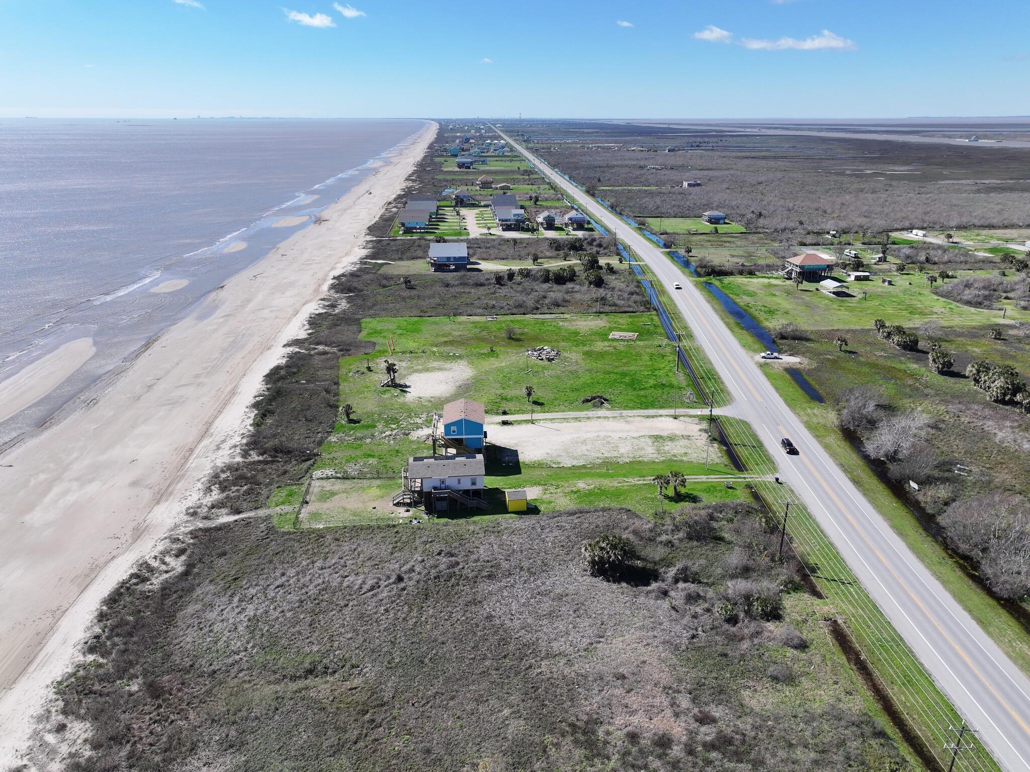 Land in Gilchrist