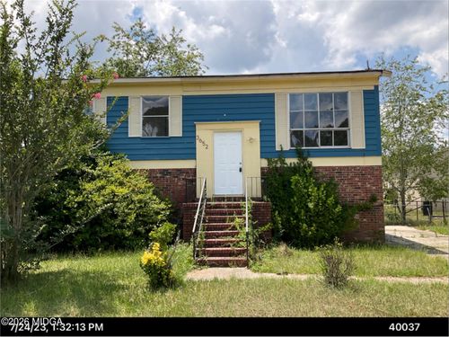 3652 Kings Park Cir, Macon, GA, 31217-6241 | Card Image