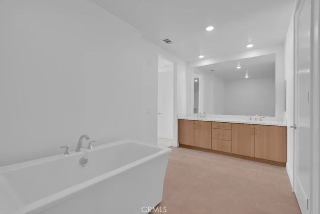 3614 Rivington, Condo with 2 bedrooms, 3 bathrooms and 2 parking in Irvine CA | Image 21