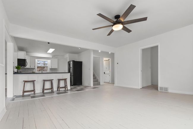 Living Room is in the perfect spot for relaxing and entertaining | Image 6
