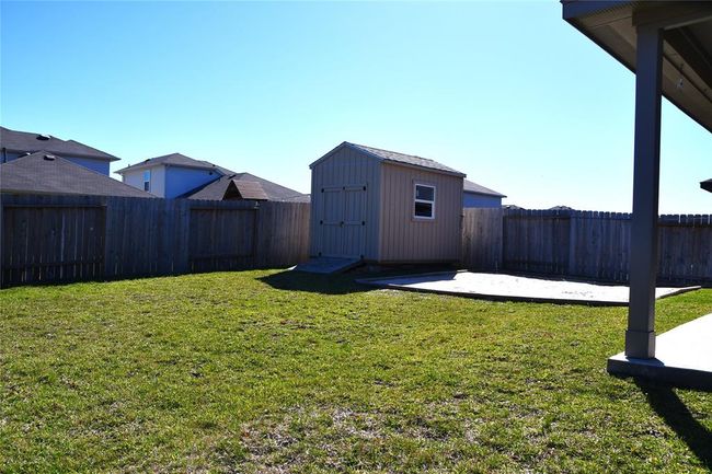 Large backyard | Image 45
