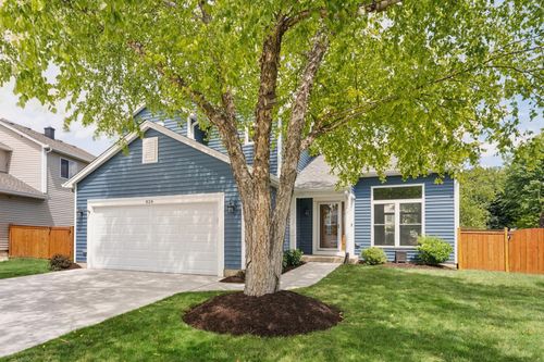 824 Tallgrass Dr, Bartlett, IL, 60103-5083 | Card Image