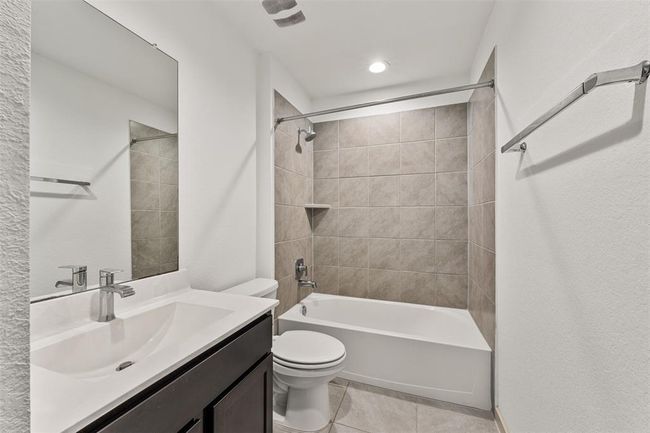 29607 Ella Larchmont Ct, House other with 4 bedrooms, 2 bathrooms and 2 parking in Katy TX | Image 16