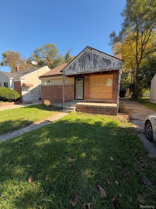 19710 Burgess, Detroit, MI, 48219 | Card Image