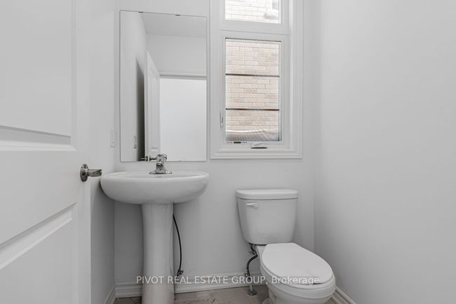 19 Daffodil Rd, House attached with 3 bedrooms, 3 bathrooms and 1 parking in Minesing ON | Image 6