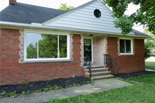3215 W Erie Ave, Lorain, OH, 44053-1227 | Card Image