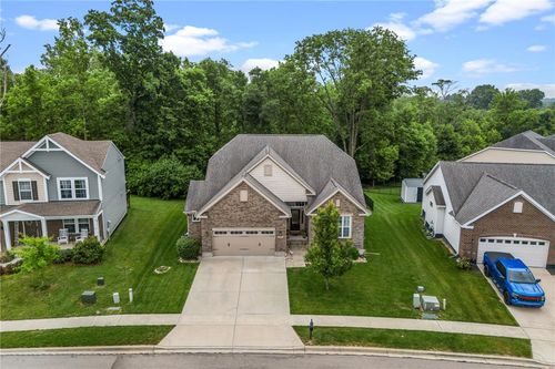 1454 Indigo Dr, Fairborn, OH, 45324-2643 | Card Image