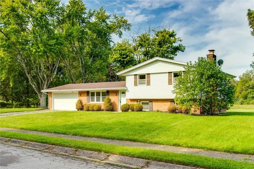 1620 Randall Rd, Yellow Springs, OH, 45387-1234 | Card Image