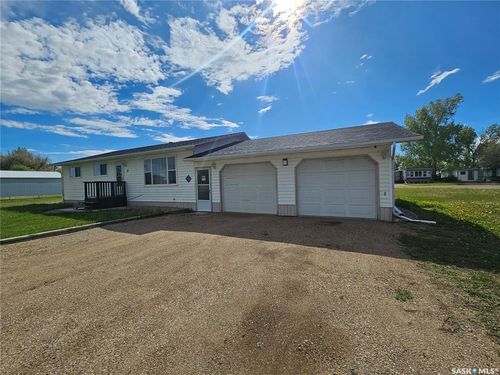 2 Fletcher Street, Maple Creek Rm No. 111, SK, S0N1N0 | Card Image